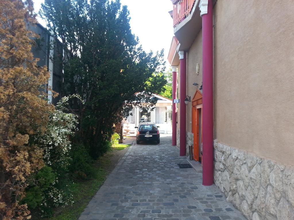 Attila Hotel Budapest Exterior photo